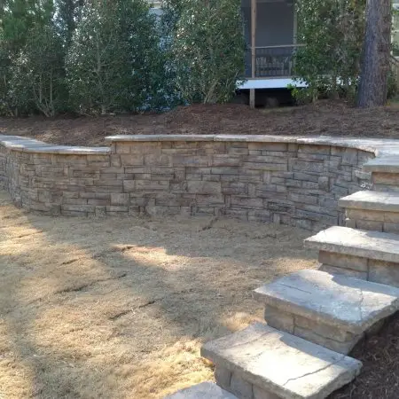 Retaining wall with staggered edge in Raleigh